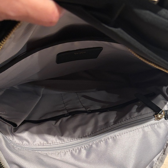 TUMI - Voyageur Carson Laptop Backpack - Women - Black - Picture 8 of 16